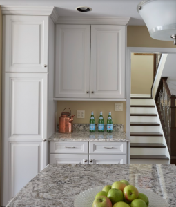 white kitchen cabinet design